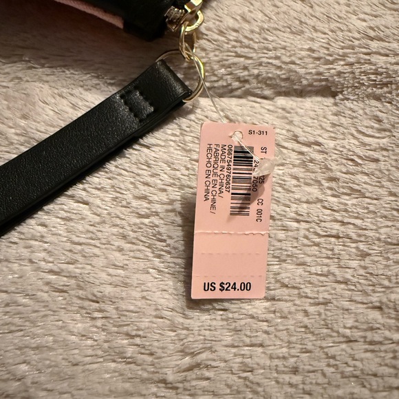 Pink & VS bundle! - Picture 7 of 7